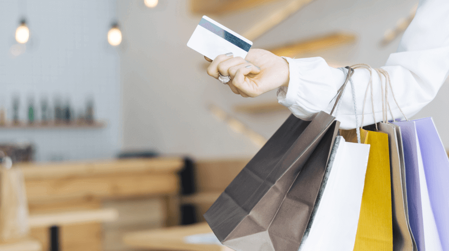 Manfaatkan Aplikasi Belanja Online Anda Untuk Mengurus Kartu Kredit